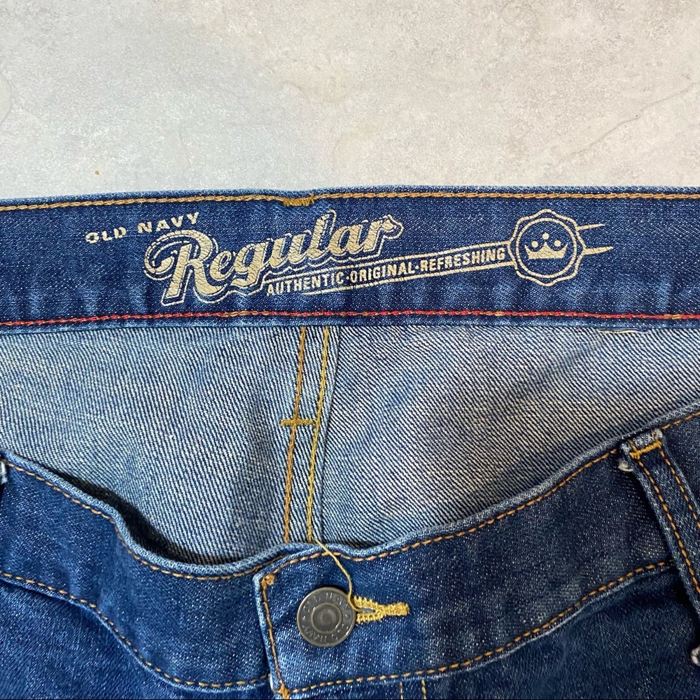 Old Navy Jeans men 42-32 Denim Blue Jeans Straight Leg High Rise - Picture 3 of 5